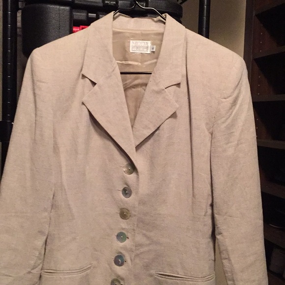 2 piece ladies suit khaki with skirt and jacket - Picture 3 of 6